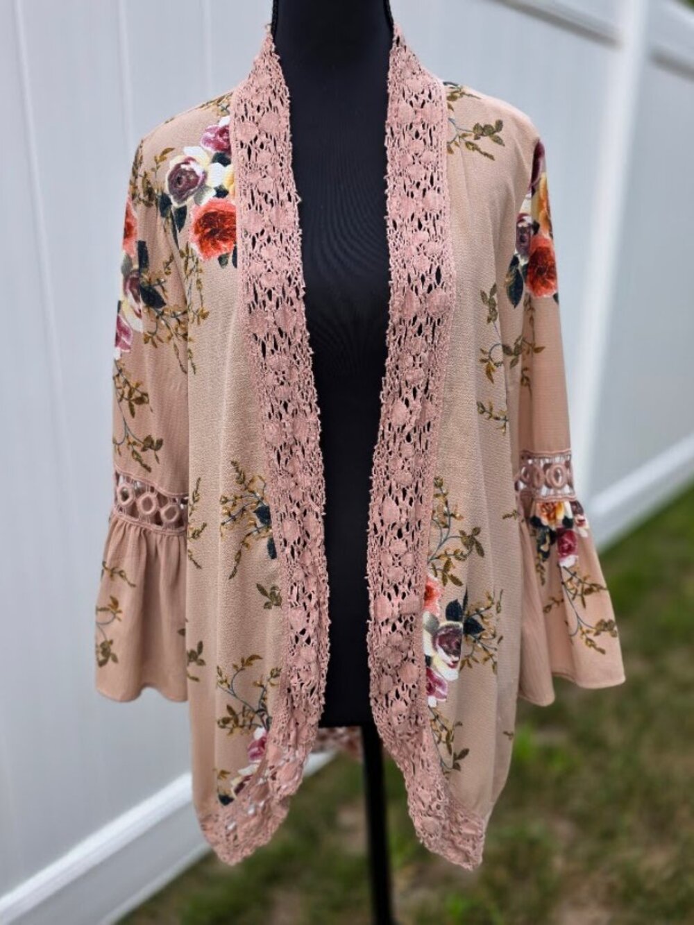Entro Floral Crochet Lace Kimono Cardigan M Bell Sleeve Boho